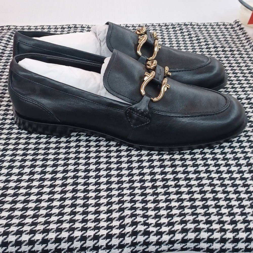 Arezzo Leather Loafers NWOB - Picture 3 of 9